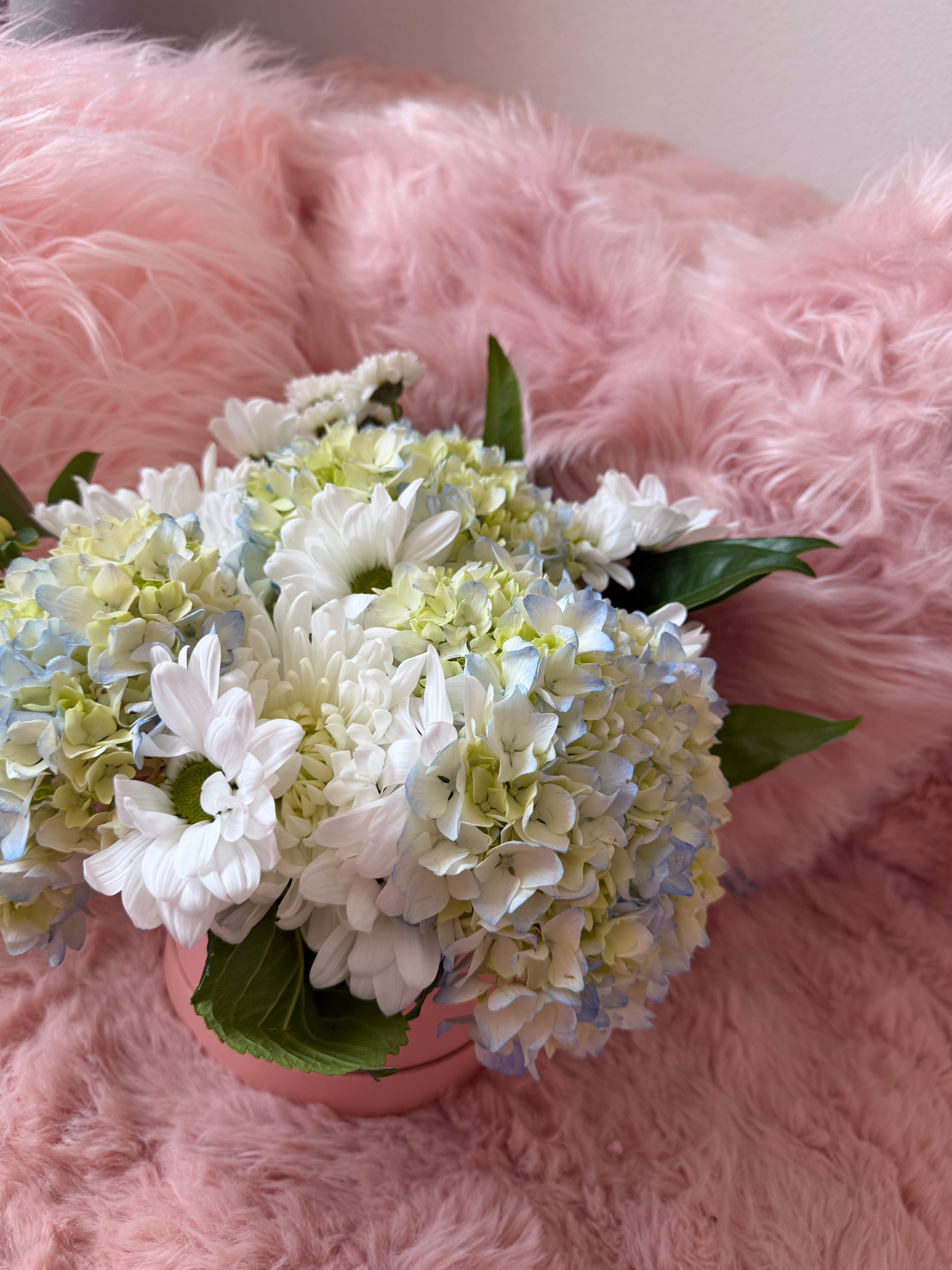 Diva Flaura Signature Bloom Box